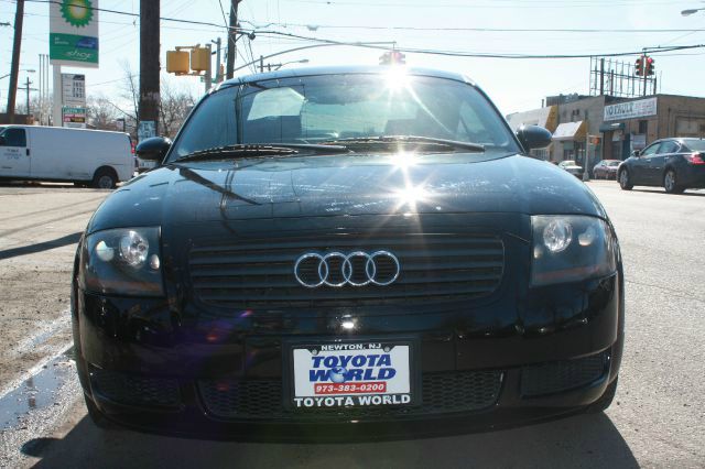 Audi TT 2000 photo 4