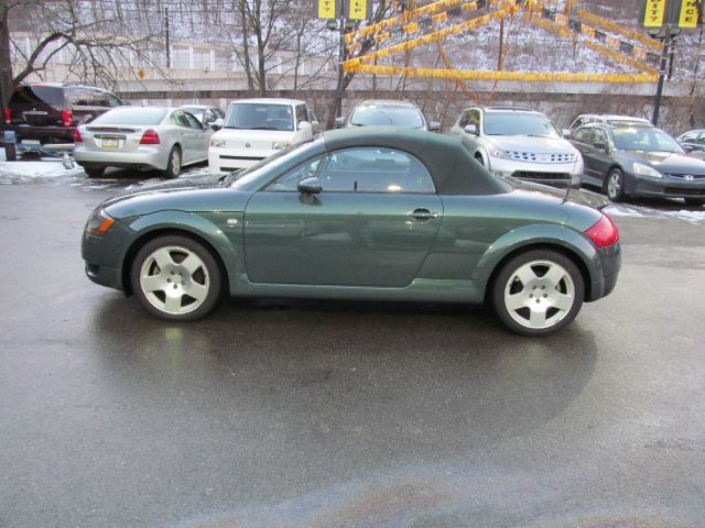 Audi TT 2001 photo 3
