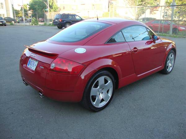 Audi TT 2001 photo 1
