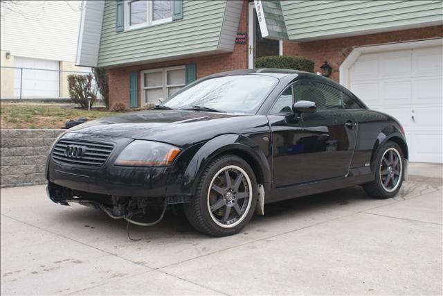 Audi TT 2001 photo 1