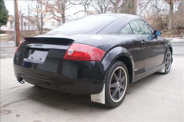 Audi TT 2001 photo 4