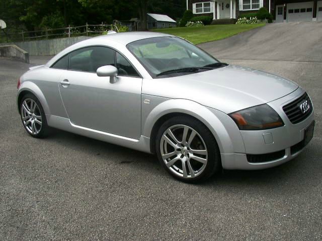 Audi TT 2001 photo 3