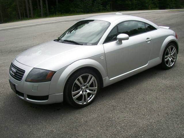 Audi TT 2001 photo 4