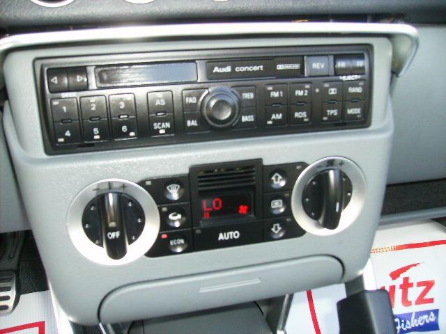 Audi TT 2001 photo 5