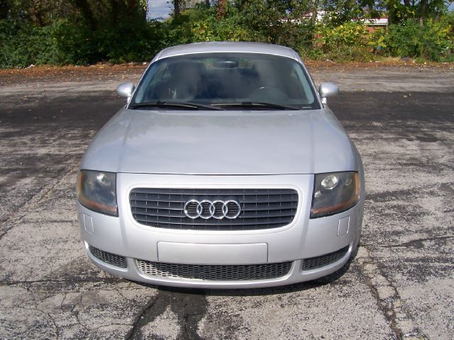 Audi TT 2001 photo 1