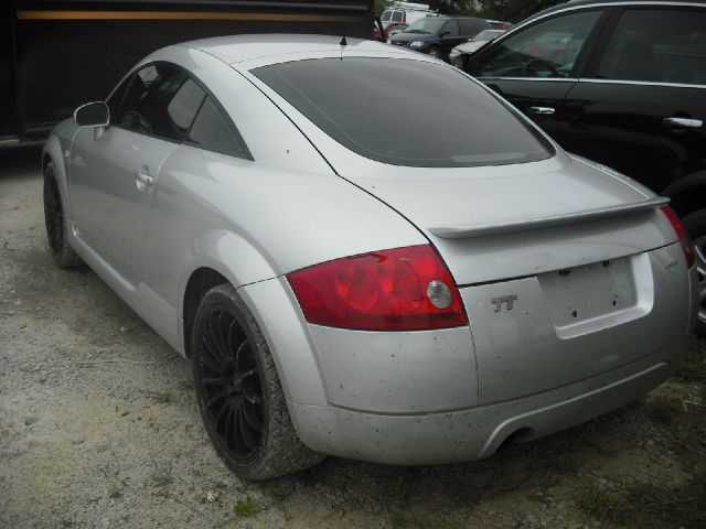 Audi TT 2001 photo 1