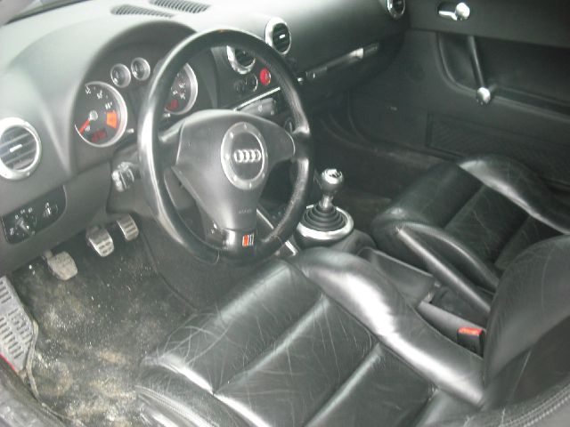 Audi TT 2001 photo 3