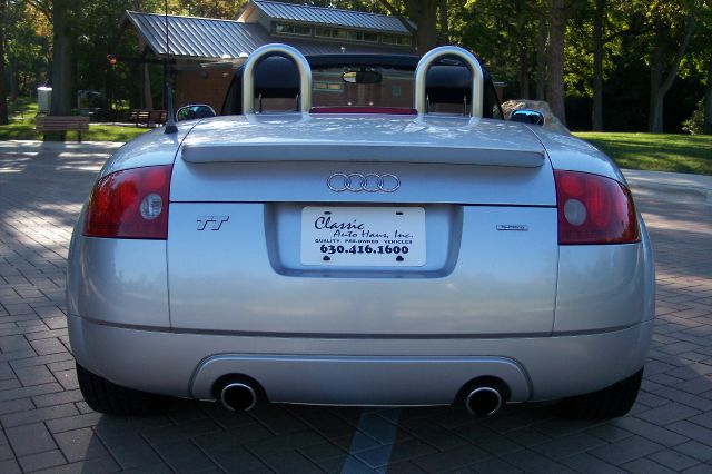Audi TT 2001 photo 4