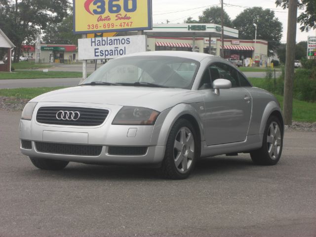 Audi TT 2001 photo 1