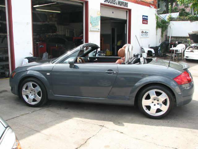 Audi TT 2001 photo 3