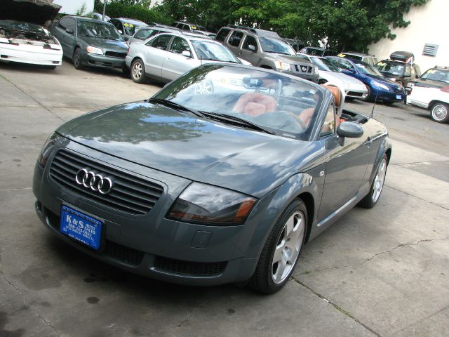 Audi TT 2001 photo 4