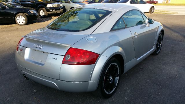 Audi TT 2001 photo 3
