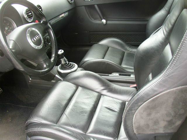 Audi TT 2002 photo 1