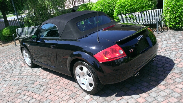 Audi TT 2002 photo 4
