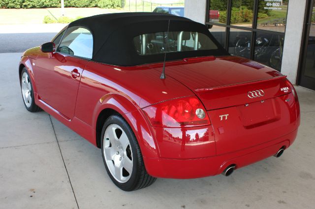 Audi TT 2002 photo 4