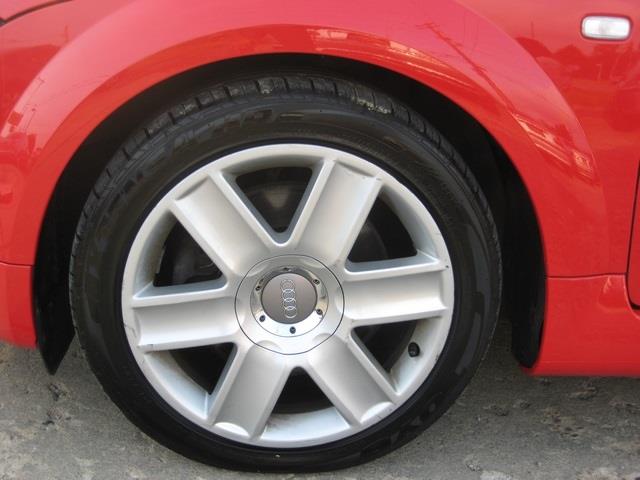 Audi TT 2003 photo 17