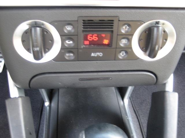 Audi TT 2003 photo 30