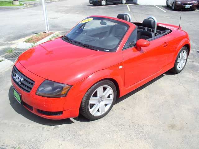 Audi TT 2004 photo 1
