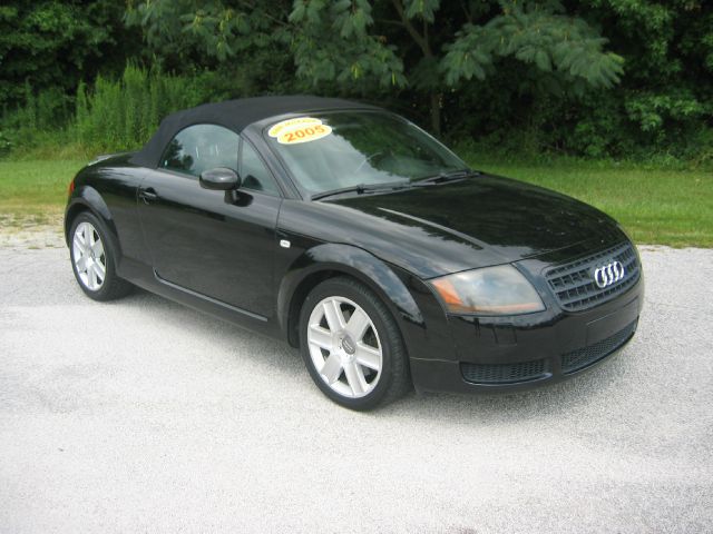 Audi TT 2005 photo 4
