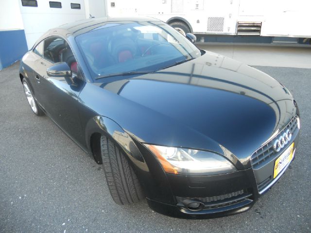 Audi TT 2008 photo 2