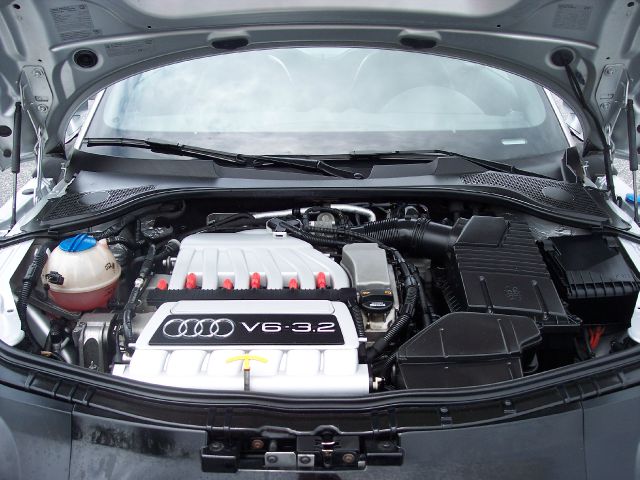 Audi TT 2008 photo 14