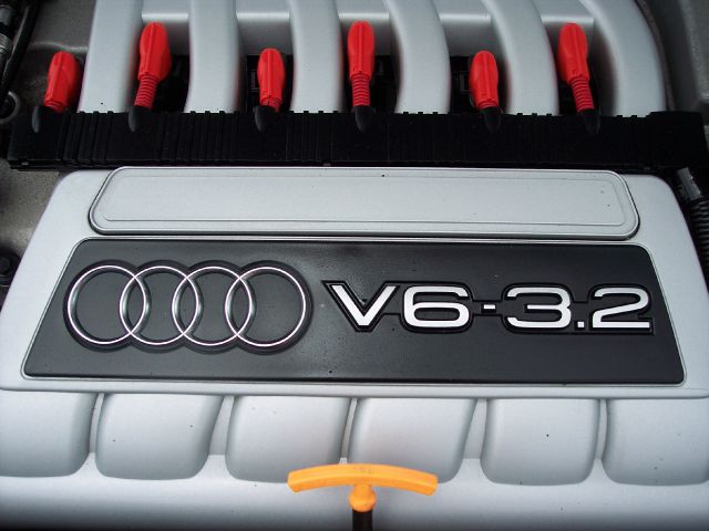 Audi TT 2008 photo 28