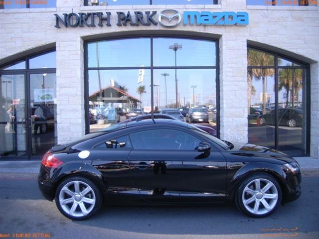 Audi TT 2008 photo 2