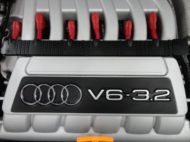 Audi TT 2008 photo 19