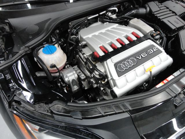 Audi TT 2008 photo 25