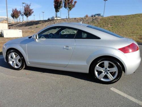 Audi TT 2009 photo 2