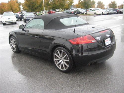 Audi TT 2009 photo 2