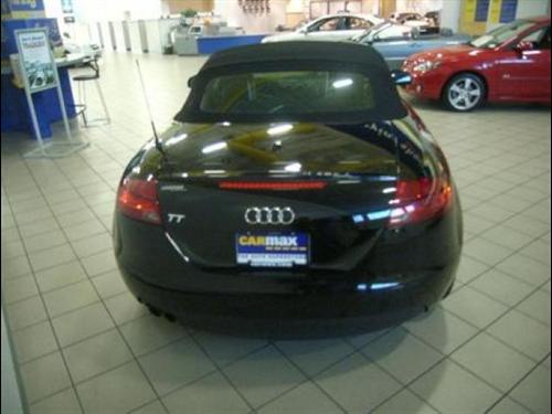 Audi TT 2009 photo 2