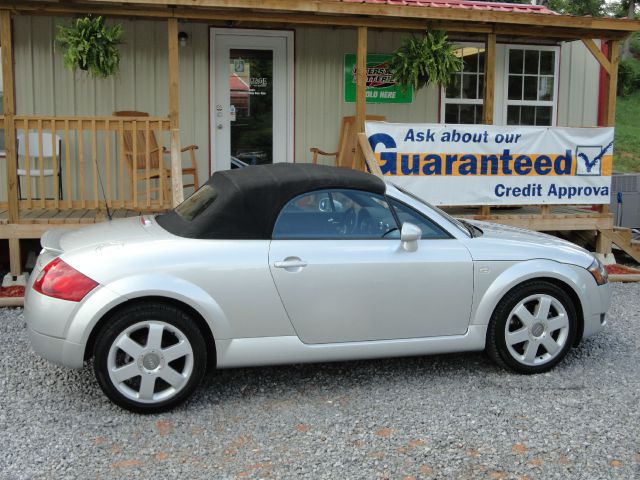 Audi TT 2014 photo 9