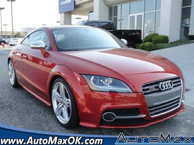 Audi TTS 2011 photo 1