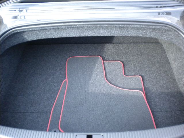 Audi TTS 2013 photo 10