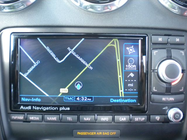 Audi TTS 2013 photo 13