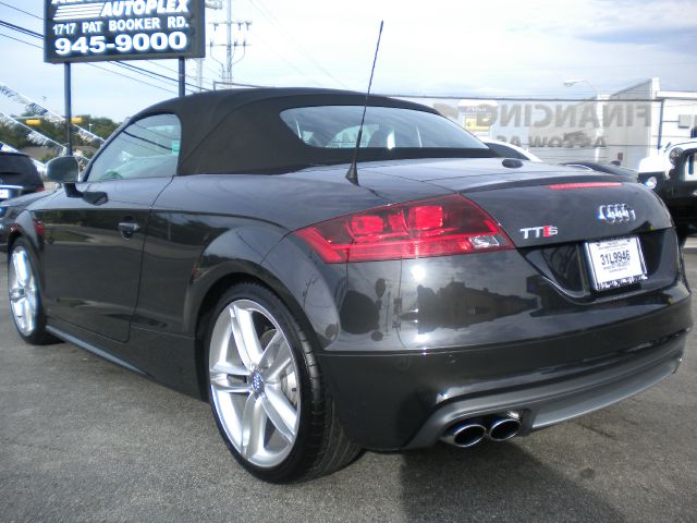 Audi TTS 2013 photo 7