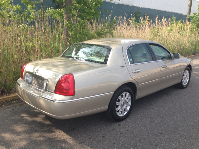 Audi Town Car 2011 photo 1