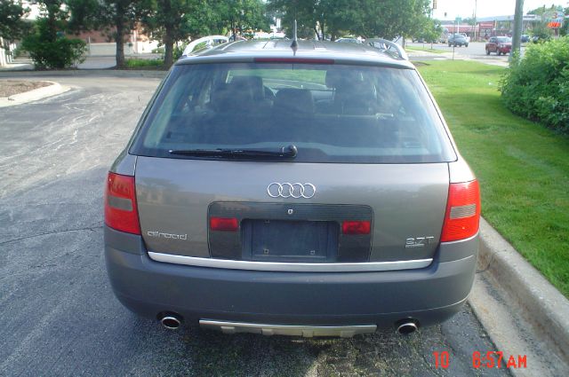 Audi allroad 2001 photo 4