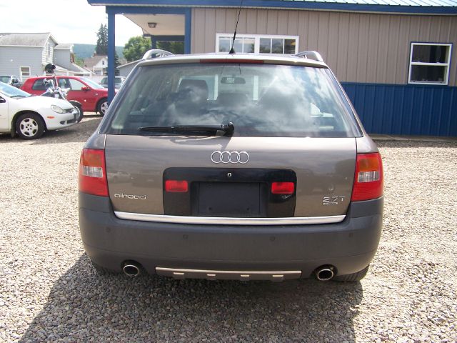 Audi allroad 2002 photo 2