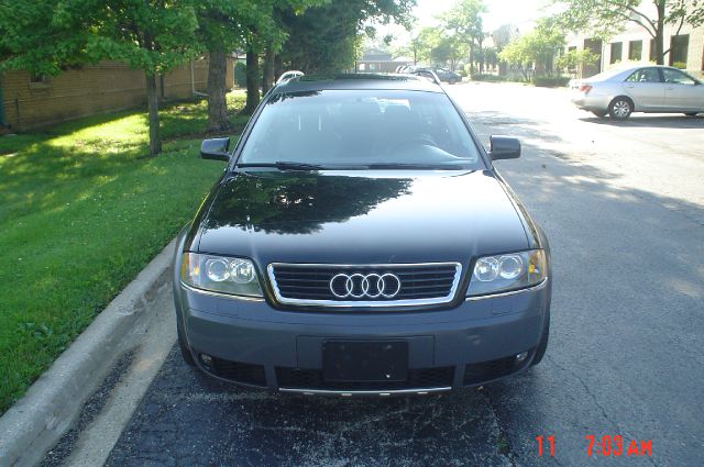 Audi allroad 2003 photo 3