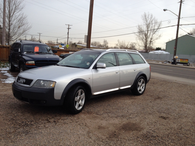Audi allroad 2003 photo 2