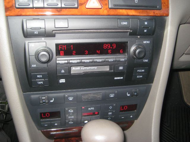 Audi allroad 2003 photo 4