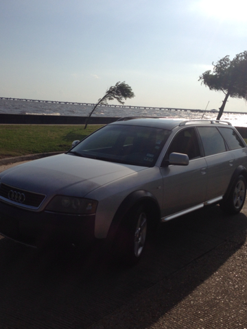Audi allroad 2003 photo 3