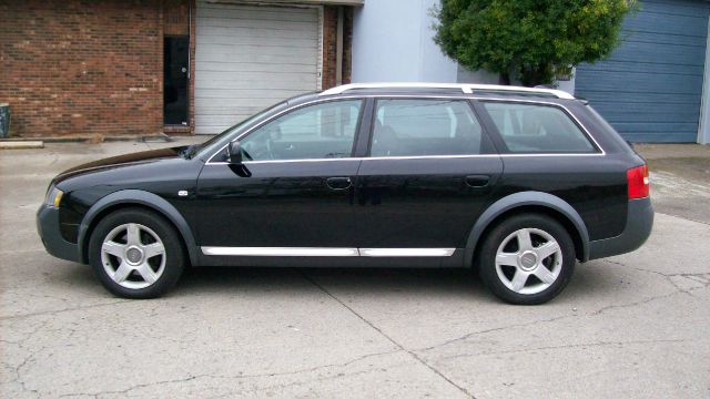 Audi allroad 2004 photo 4