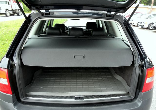 Audi allroad 2004 photo 1