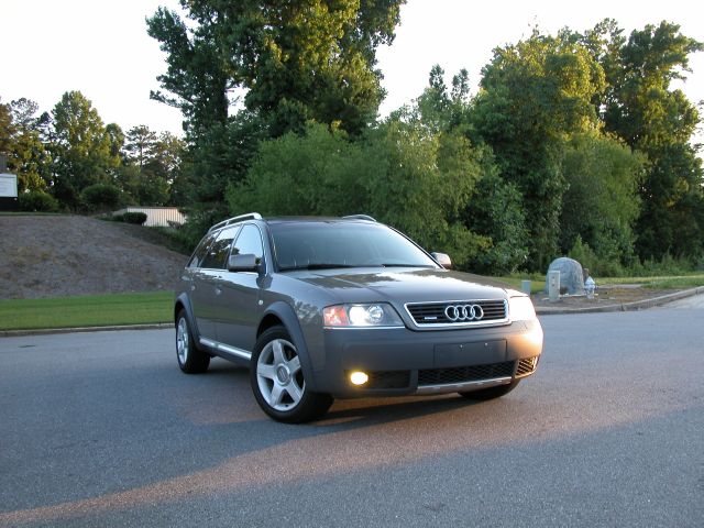 Audi allroad 2004 photo 0