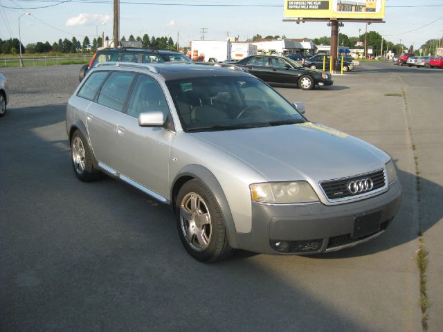 Audi allroad 2005 photo 2