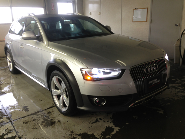 Audi allroad 2013 photo 2