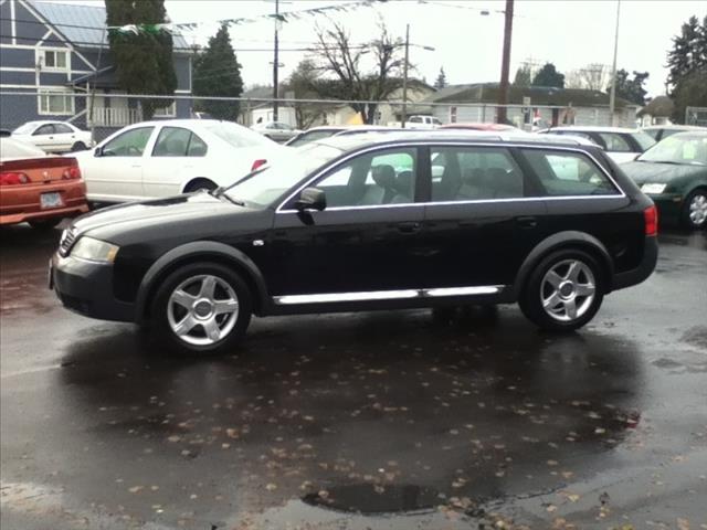 Audi allroad AWD 2003 photo 2